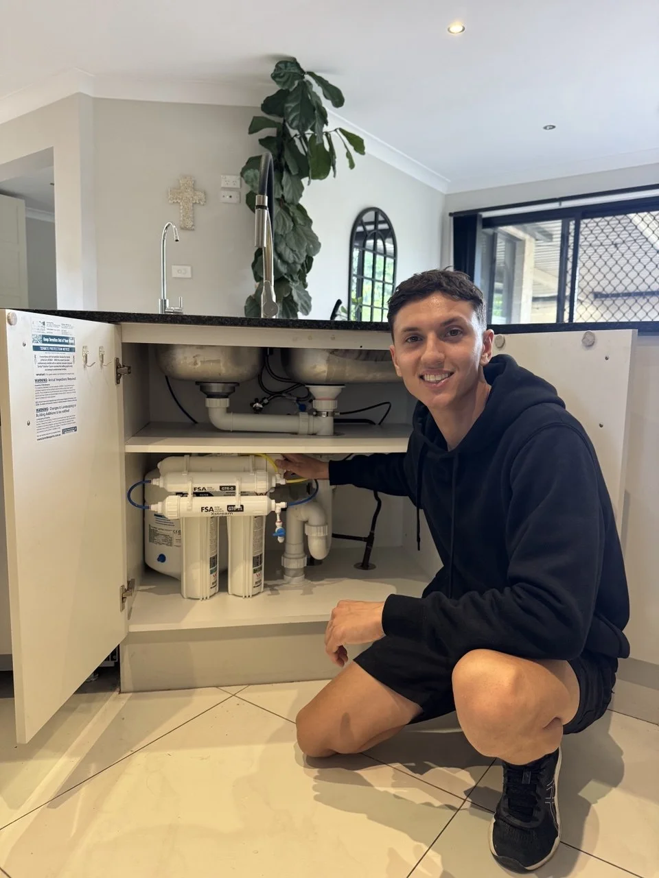 4-stage reverse osmosis filter installation Sydney home